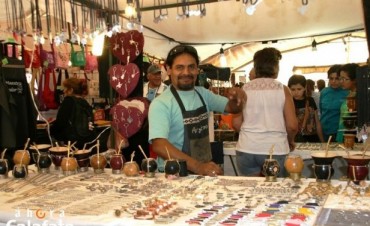 Enorme inter&eacute;s de artesanos por participar en la Fiesta del Lago