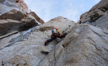 Record hist&oacute;rico de escalada y descenso en el Fitz Roy