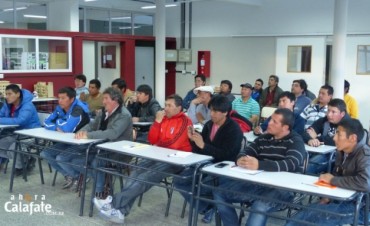 Reanudan capacitaci&oacute;n a desocupados de la construcci&oacute;n
