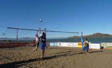 Se define el Torneo Provincial de Beach Voley del Lago