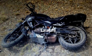 Motociclista accidentado por los fuertes vientos 