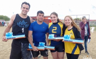 Caleta Olivia y R&iacute;o Gallegos ganaron el Beach Voley del Lago