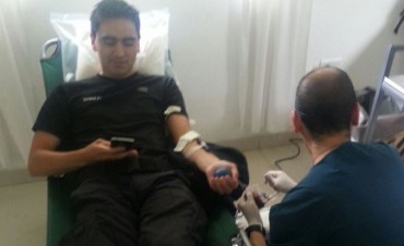 Bomberos donaron sangre para el Hospital