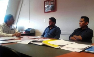Gestionan obras para Tres Lagos