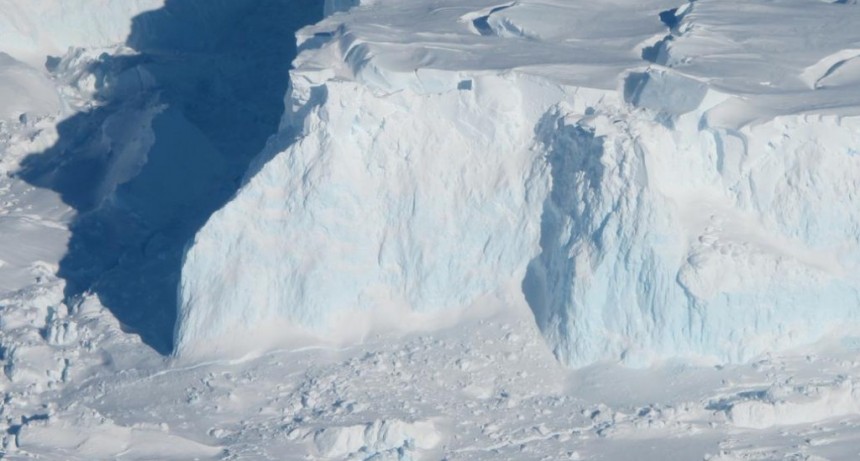La NASA advierte que un peligroso glaciar de la Ant&aacute;rtida est&aacute; por colapsar
