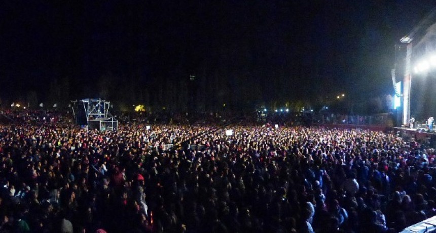 Est&aacute;n las fechas de los artistas de la Fiesta del Lago Argentino