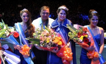 Roc&iacute;o Bola&ntilde;os es la nueva Reina Nacional del Lago