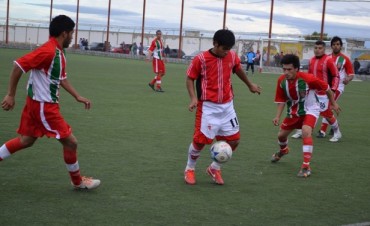 Gan&oacute; Defensores del Carmen y Argentinos quedo afuera.