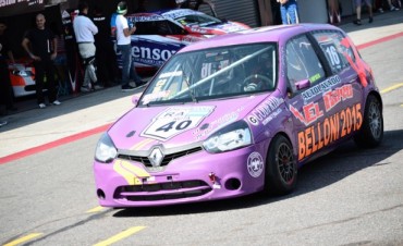 Godfrid octavo en la primera del Turismo Pista Clase 3.