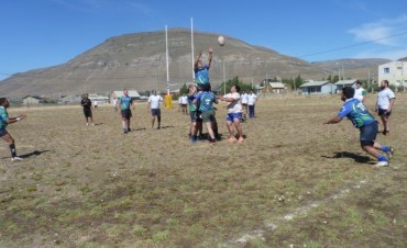 Se jug&oacute; el Seven de los Glaciares con solo equipos locales
