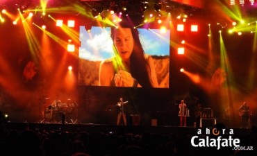 El Carnaval de Los Tekis arras&oacute; en El Calafate