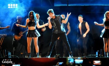 Ricky Martin: Magn&iacute;fico cierre del Festival del Lago Argentino