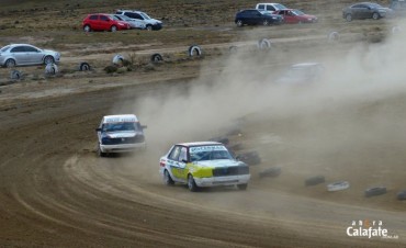En la 1600cc gan&oacute; Willy. Y Pecas Jensen es el campe&oacute;n