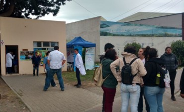 Fiesta del Lago. Realizan Test r&aacute;pidos de HIV