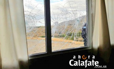 Rompieron vidrios en Secundario y Primaria
