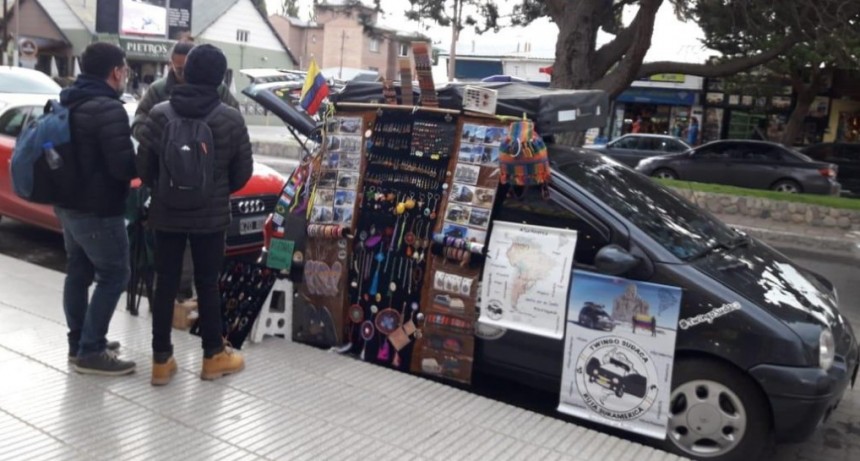 Comerciantes reclaman por la venta ambulante