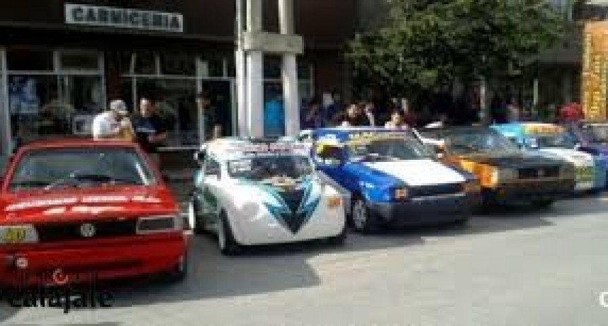 Se present&oacute; el Gran Premio &ldquo;Bautismo del Lago Argentino&rdquo;