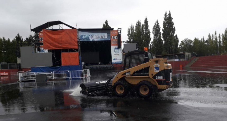 La lluvia no detiene el Festival del Lago Argentino