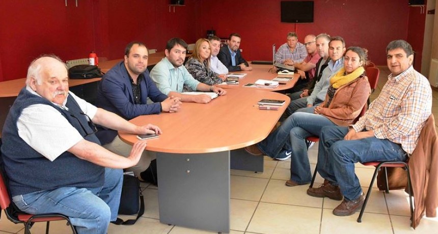 Docentes. Gobierno ofreci&oacute; un incremento del 10 % a partir de Junio