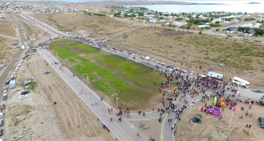 Con una caravana de vecinos se inaugur&oacute; importante avenida de vinculaci&oacute;n