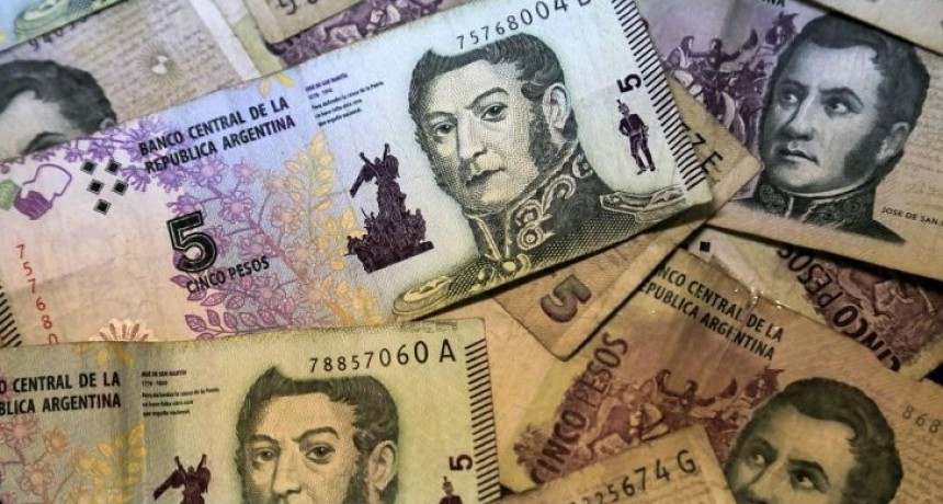 El s&aacute;bado ser&aacute; el &uacute;ltimo d&iacute;a de circulaci&oacute;n de los billetes de $5