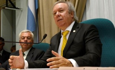 Gobernador dio explicaciones sobre las pol&eacute;micas de su discurso.