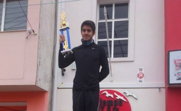 Calafate&ntilde;os con varios podios en pruebas atl&eacute;ticas