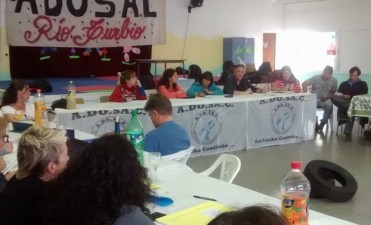 Docentes paran lunes y martes