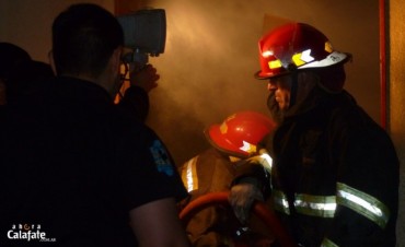 Se incendi&oacute; una casa de familia
