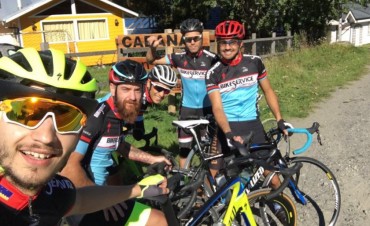 Facundo Perez Costa sigue adelante en la Vuelta a Chilo&eacute;