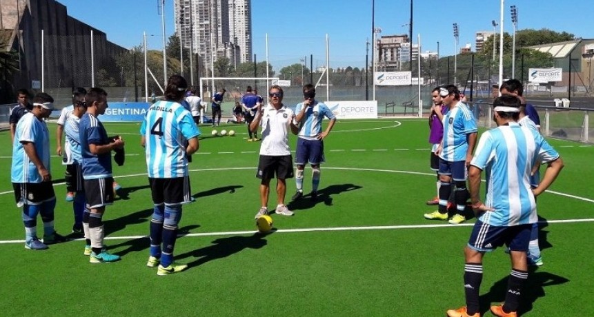 Con David Peralta Los Murci&eacute;lagos golearon a Rusia