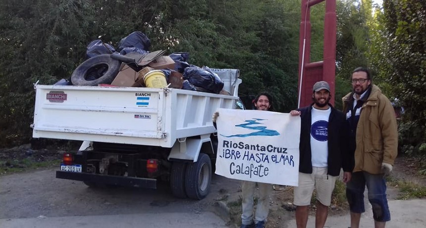 Limpieza en el arroyo por el d&iacute;a del Agua	