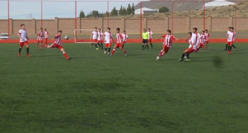Newell�s Old Boys arranc&oacute; goleando en 5ta division