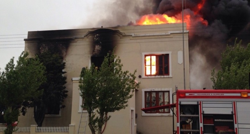 Reconstruir&aacute;n el edificio de la C&aacute;mara Oral que se incendi&oacute; hace m&aacute;s de 3 a&ntilde;os