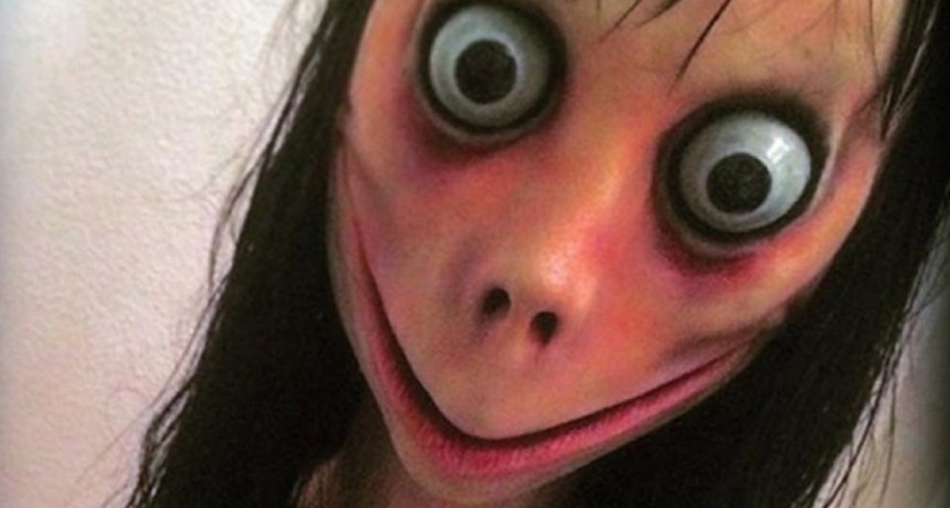 Polic&iacute;a alerta e informa sobre MOMO