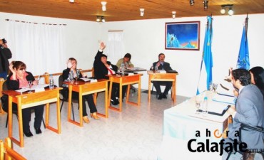 Discusiones entre concejales por aumentos a municipales