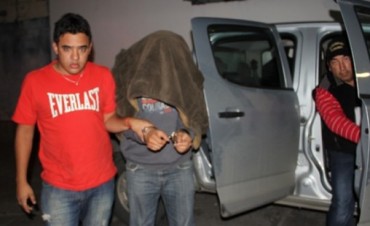 Lleg&oacute; a San Juan el joven detenido en El Calafate por abuso sexual