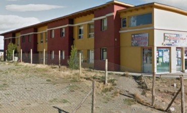 Le robaron 15 mil pesos de su casa