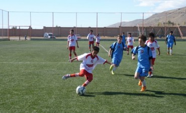 El f&uacute;tbol de Inferiores puso tercera 
