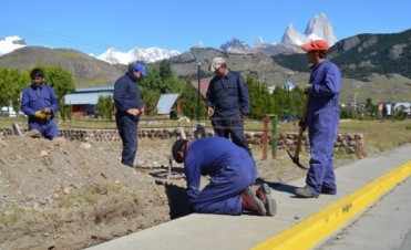 El Chalt&eacute;n: Afirman que es precaria la situaci&oacute;n de los empleados municipales