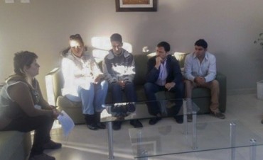 Turismo y Escuela Especial acuerdan capacitaci&oacute;n laboral 