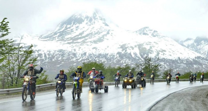 Calafate&ntilde;os en la Vuelta a Tierra de Fuego con accidente