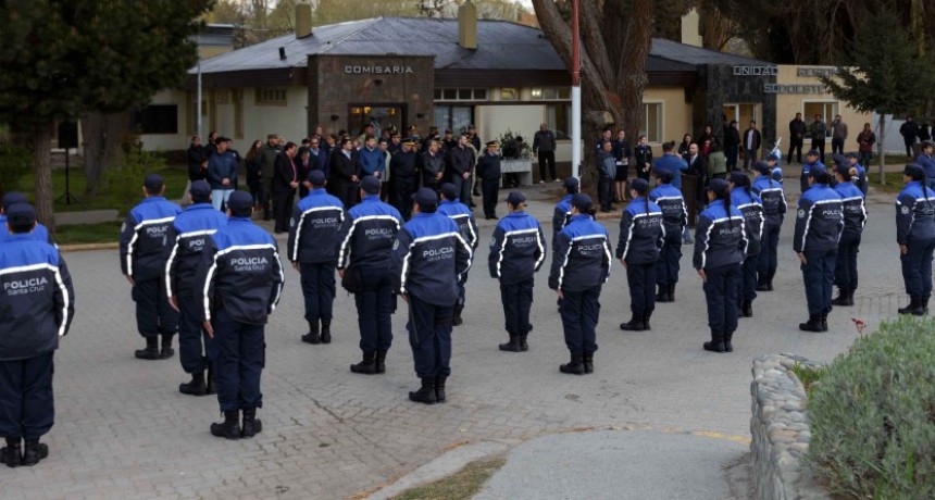 Polic&iacute;as adelantaron al gobierno que quieren un sueldo m&iacute;nimo de 36 400 pesos.