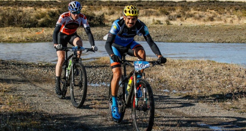 Perez Costa y Acu&ntilde;a ganadores de la 1era Etapa de El Calafate MTB Rally