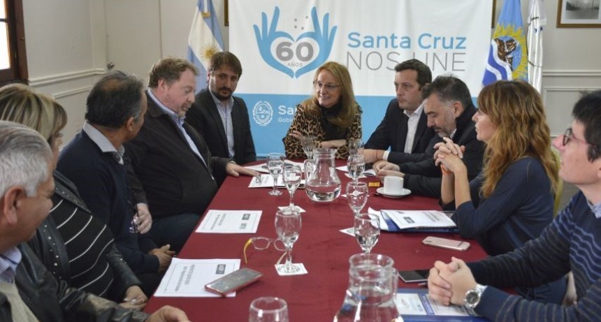 Santa Cruz quita intereses de las deudas que tienen comercios y empresas.