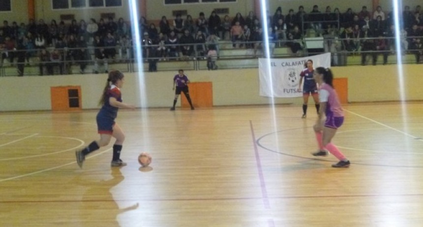 En El Calafate se juega Torneo Patag&oacute;nico de Futsal Femenino