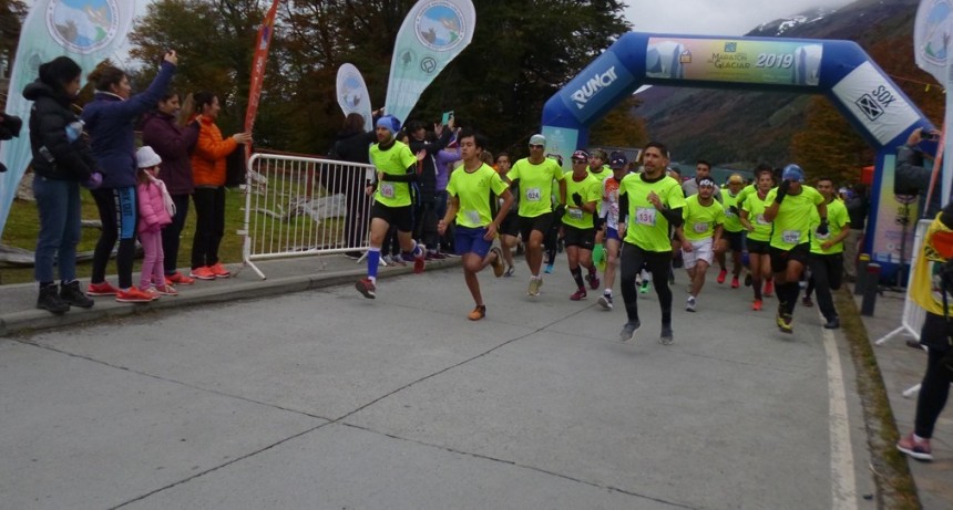 Se corri&oacute; por 8va vez la Fiesta de la Media Marat&oacute;n del Glaciar