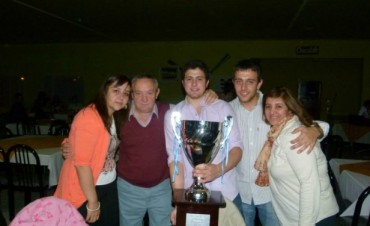 Se realiz&oacute; la Cena Coronaci&oacute;n del Autom&oacute;vil Club Lago Argentino