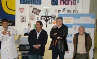 Escuela de Felices Los Ni&ntilde;os recibi&oacute; donaci&oacute;n de FEHGRA