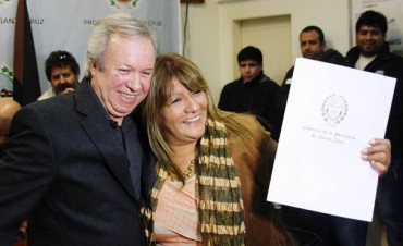 Asumi&oacute; la nueva subsecretaria de la mujer